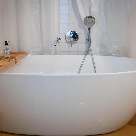 Konukevi Cravo's Heritage House Pinhel