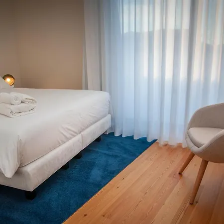 Konukevi Cravo's Heritage House Pinhel